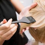 Ako si ošetrovať farbené vlasy?