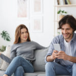 Odložte váš mobil: Ako sa zbaviť zlozvyku?