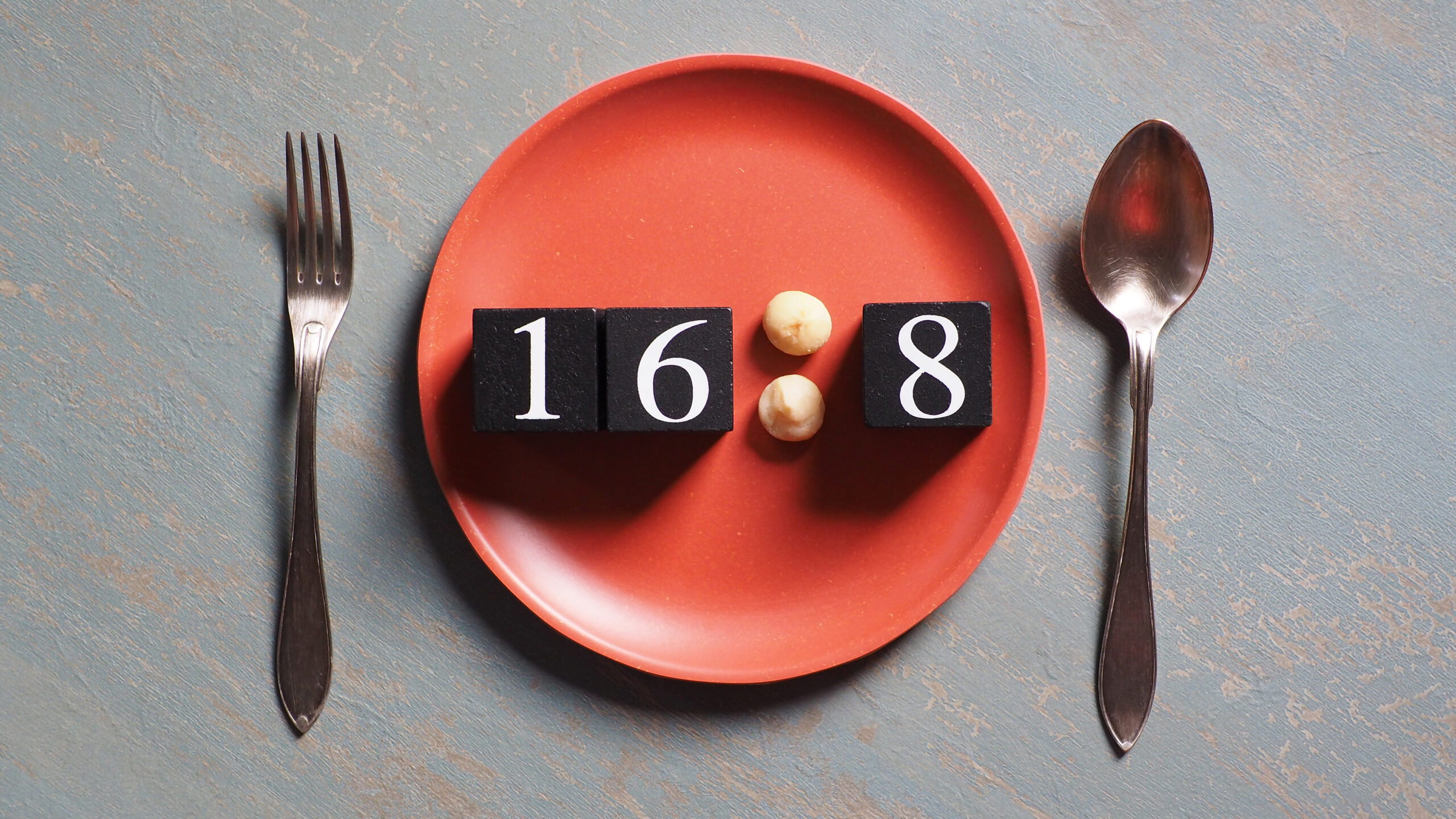 Budete prekvapení, čo s vami urobí 16 hodín bez jedenia